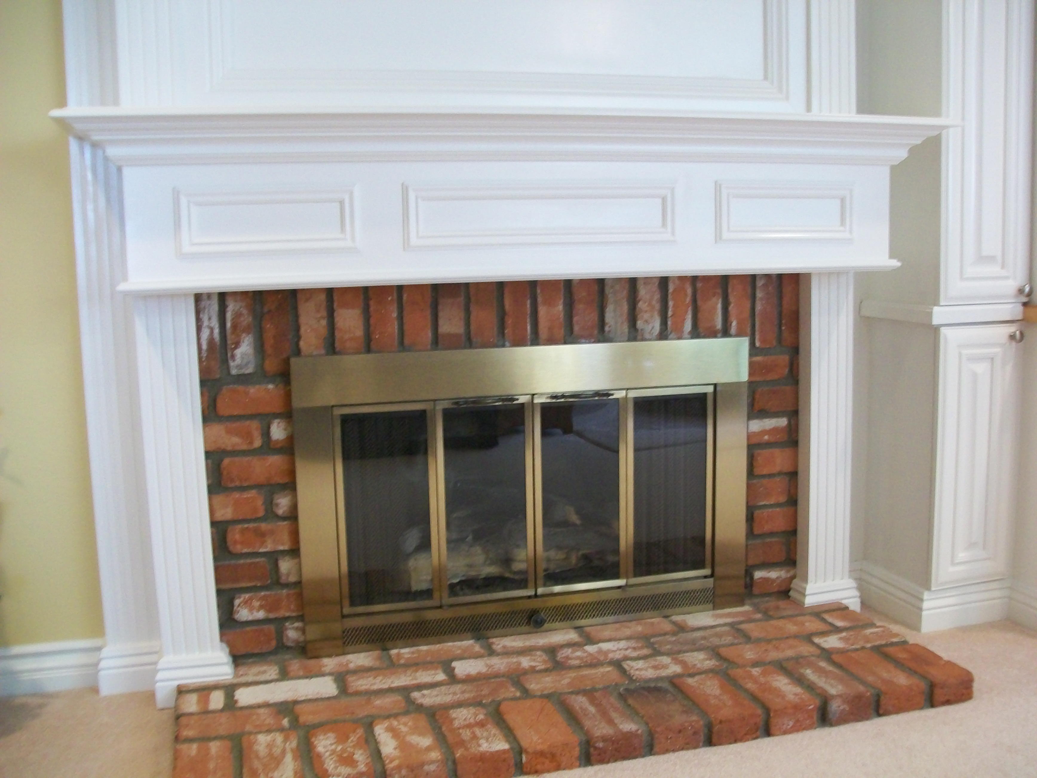Gabourie Mantel