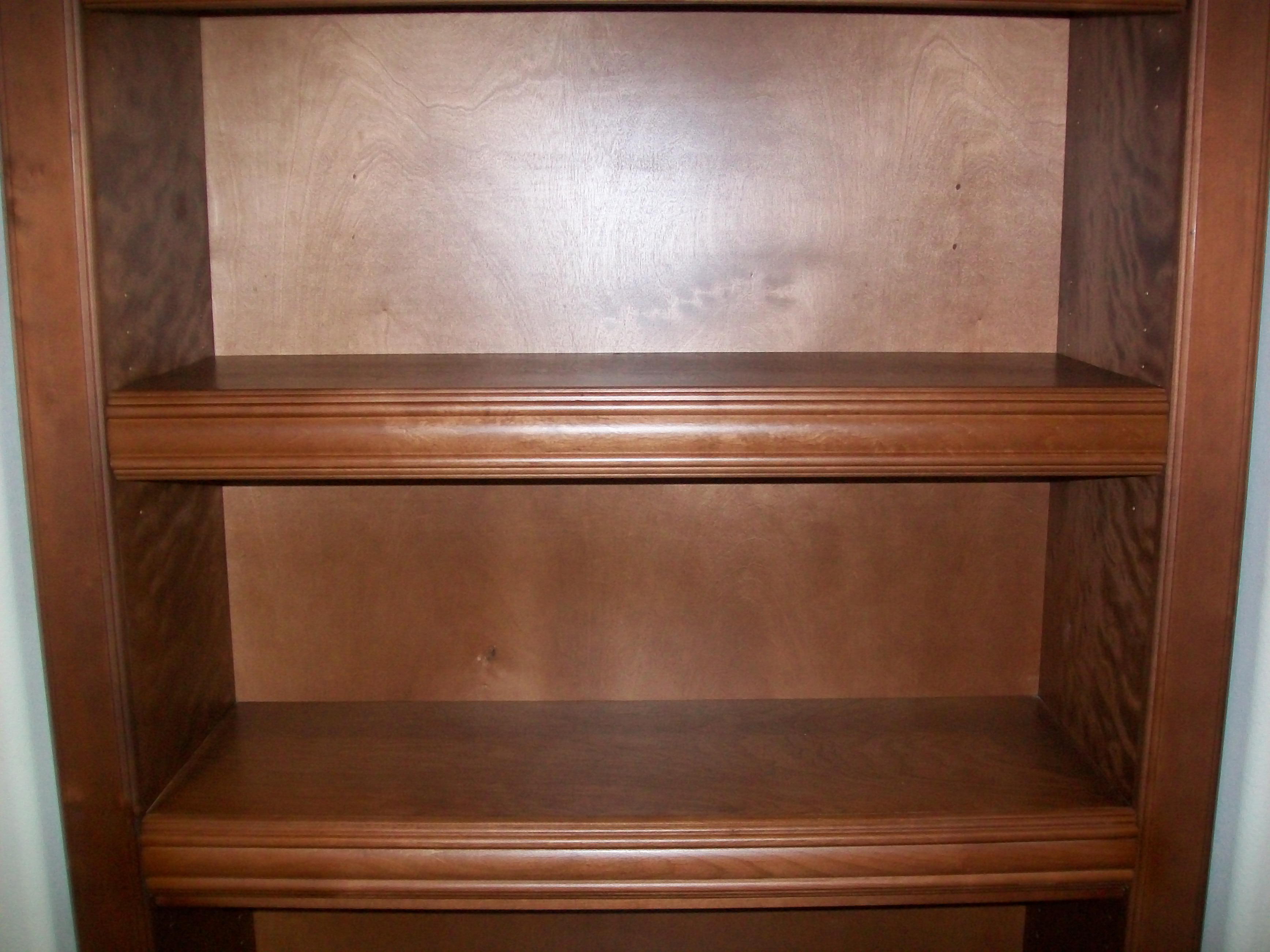 Dr. Lee 3" Shelf Front Detail